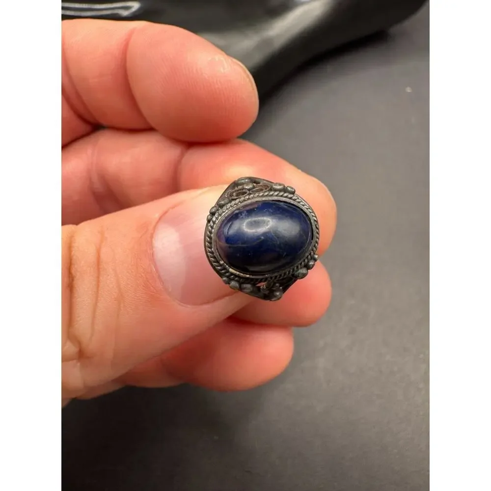 Vintage Lapis Lazuli Oval Filigree Silver Tone Women's Cocktail Band Ring